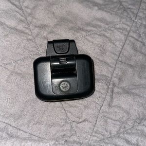 Clip on to your hat so you have two free hands to work.